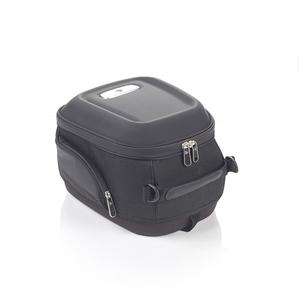 Tail pack outlet